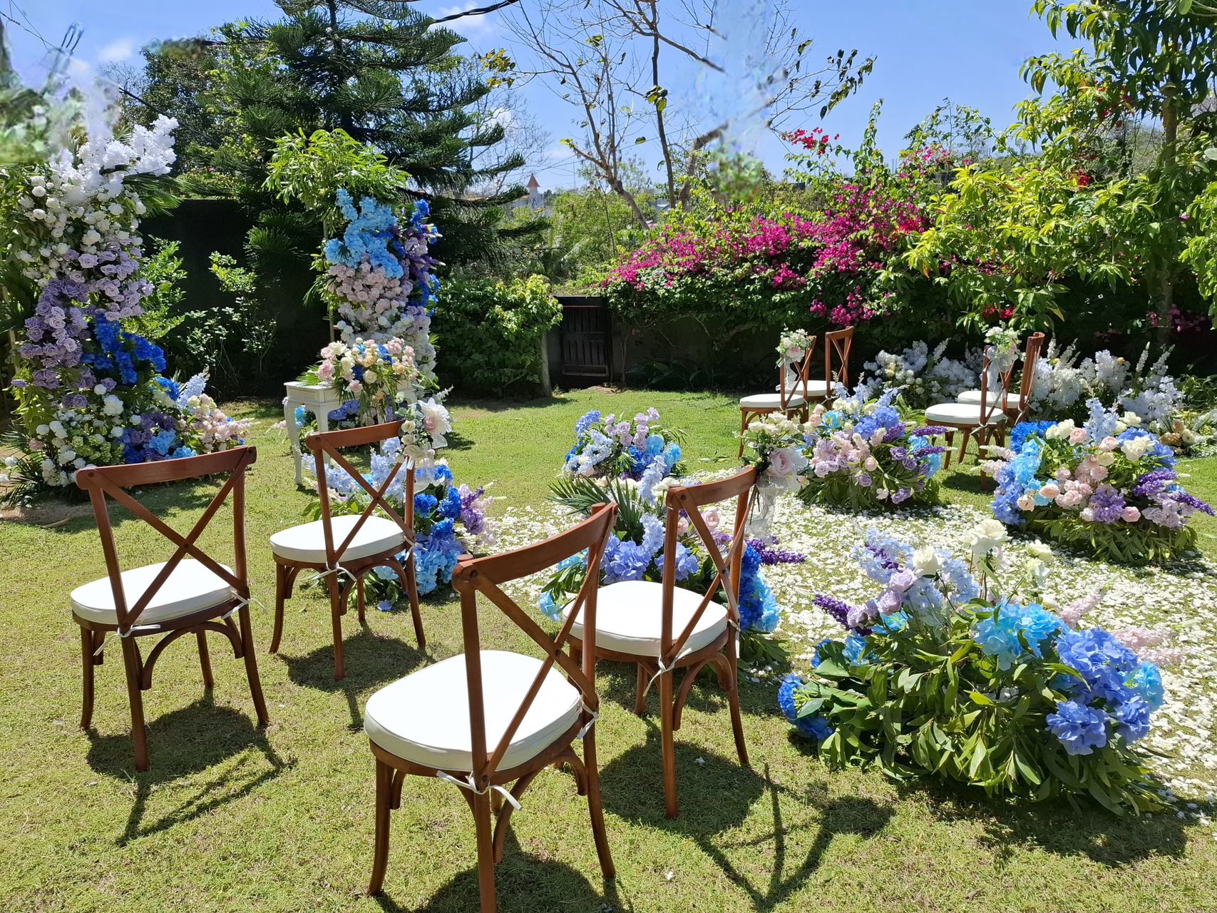 Blue Chapel Dream — photo 1